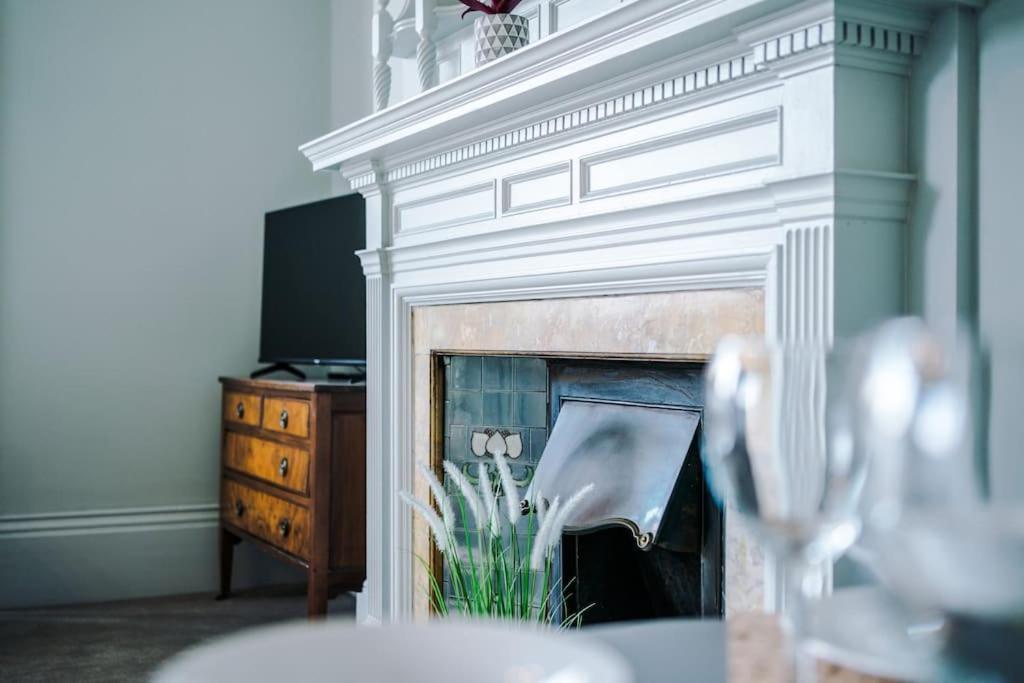 Victorian Gem In Centre Apartment Chester
